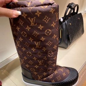 Louis Vuitton | Shoes | Lv Snow Boot 